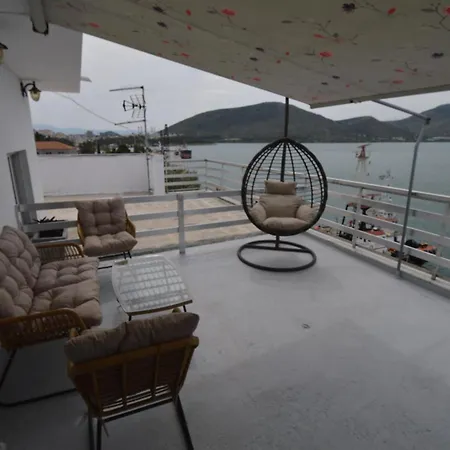 Demetrius's Penthouse Apartment Chalkida